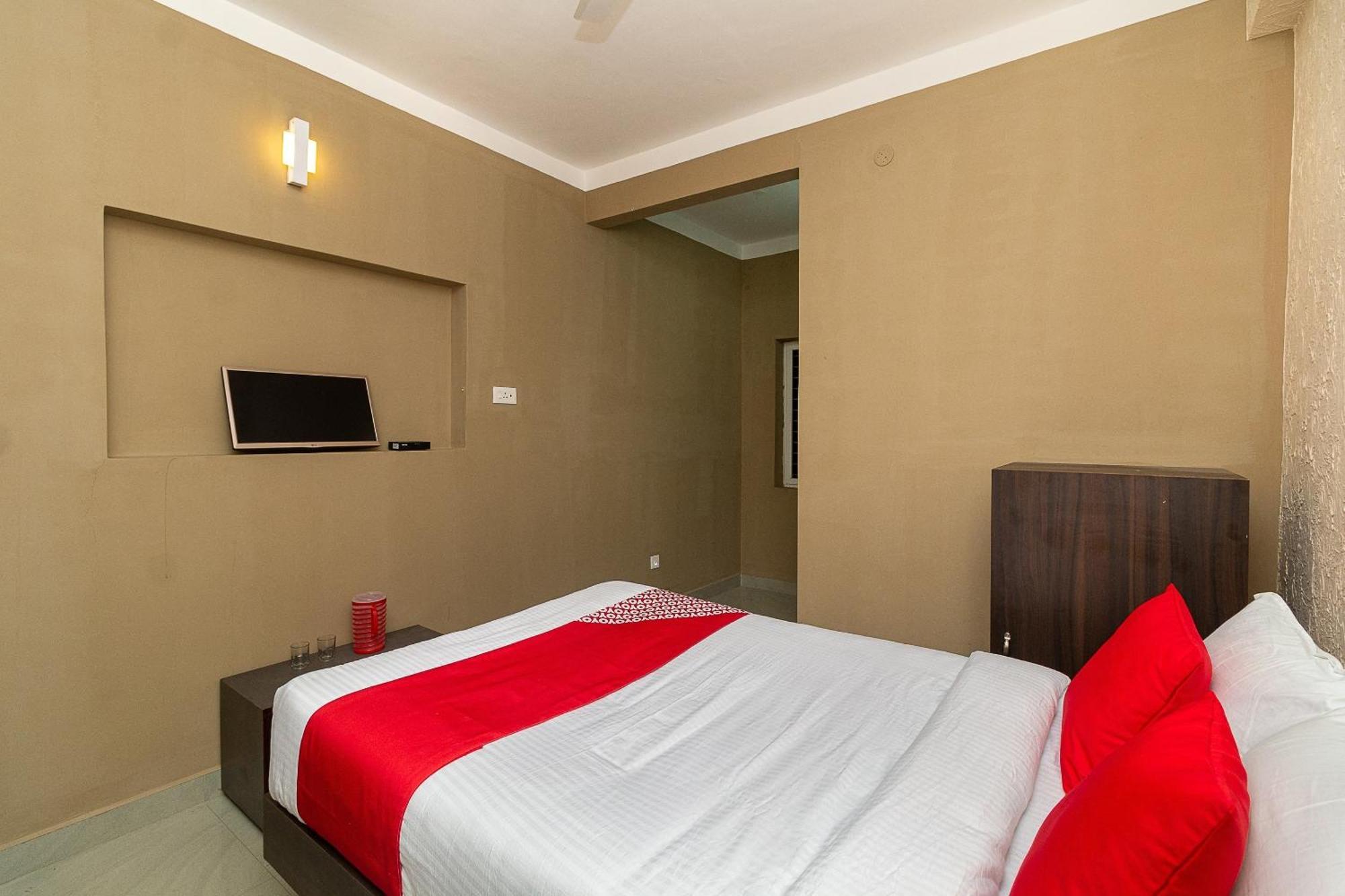 Oyo Green Hills Villa Kuttālam 外观 照片