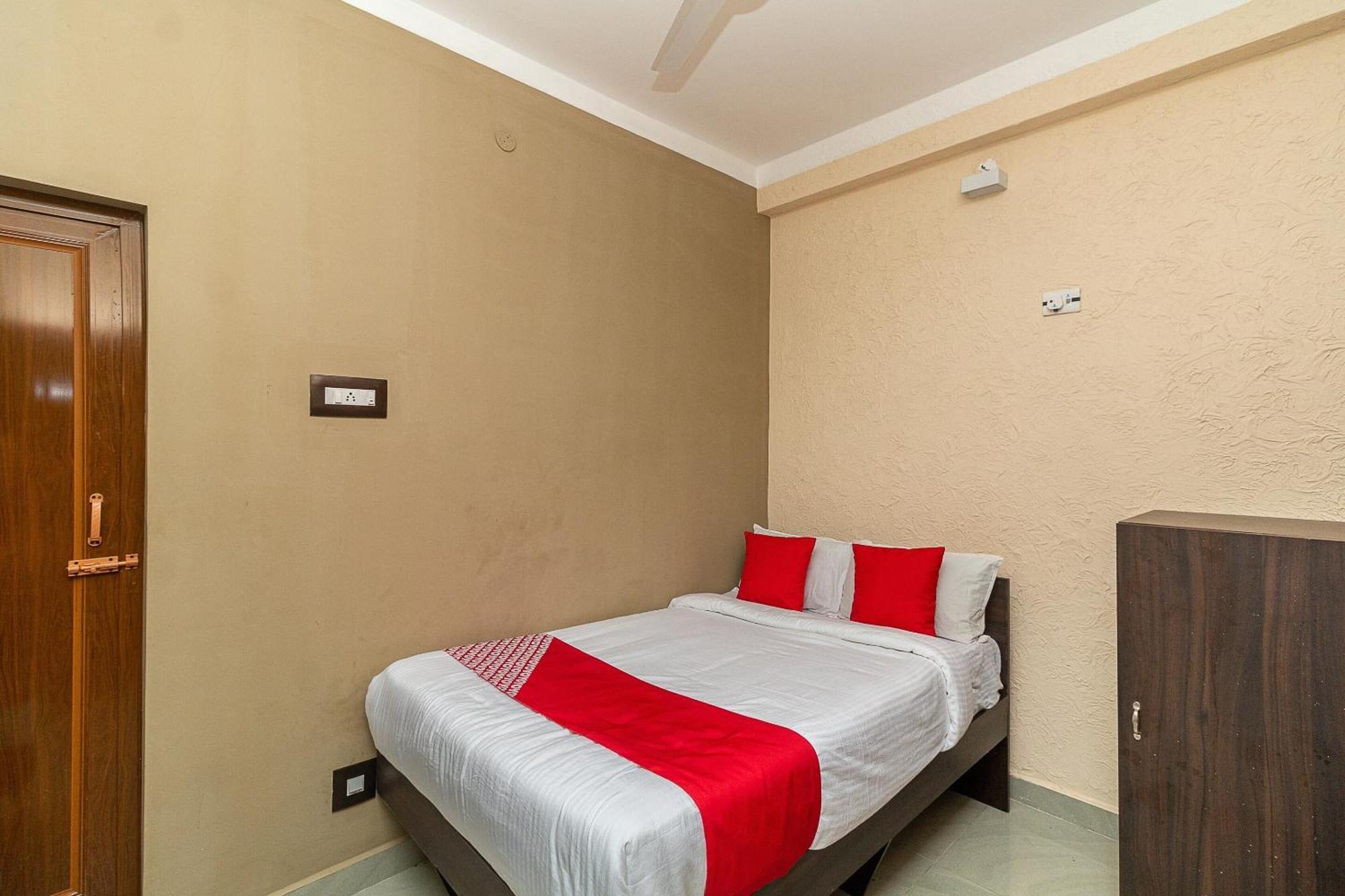 Oyo Green Hills Villa Kuttālam 外观 照片
