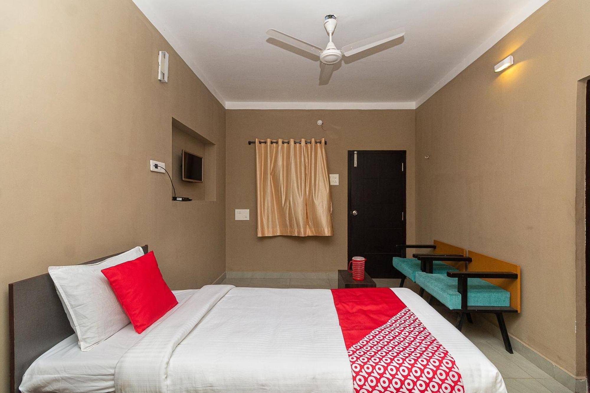 Oyo Green Hills Villa Kuttālam 外观 照片