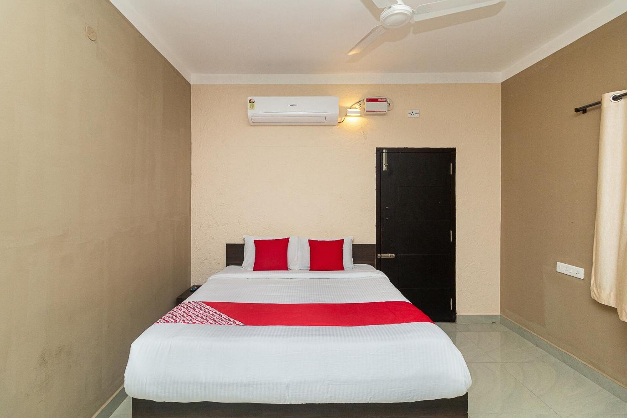 Oyo Green Hills Villa Kuttālam 外观 照片